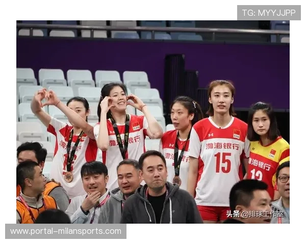 天津女排王倩拦网连得3分，锁定胜局